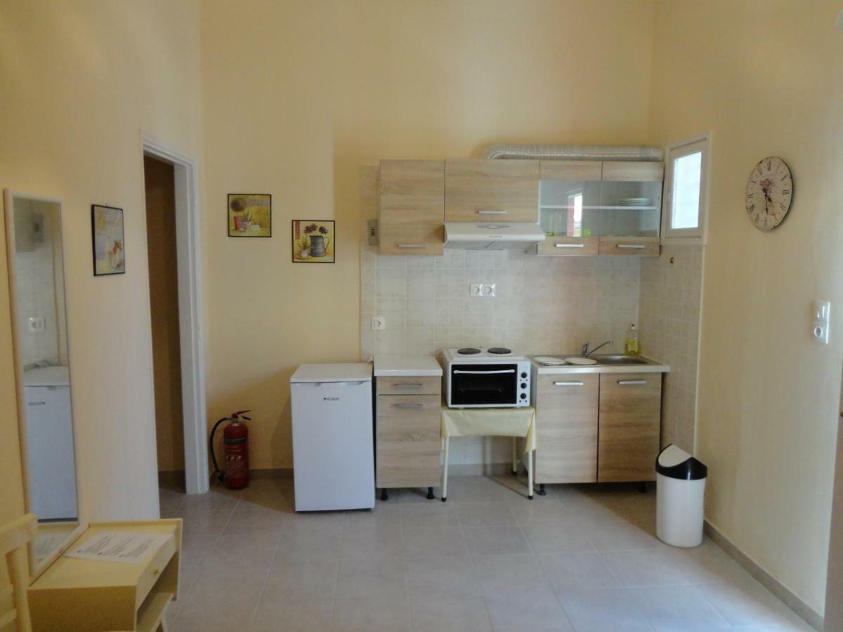 Apartment Chris Corfu *